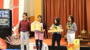 Pembagian Hadiah para Pemenang 1,2 dan 3 lomba menyanyi yang diadakan Kedubes Brunei dan MuSigPro untuk semua WNI yang ada di Brunei Darussalam tahun 2020