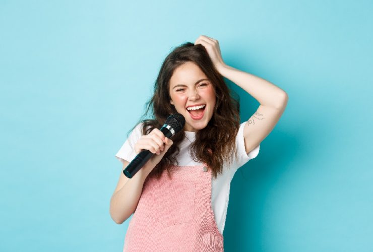 Nyanyikan Lagumu Sendiri