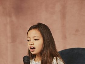 Cara Bernyanyi Dengan Percaya Diri Saat Kompetisi Karaoke